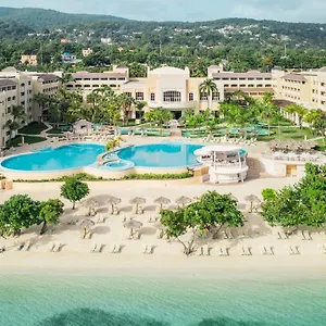 Курортный комплекс Iberostar Waves Rose Hall